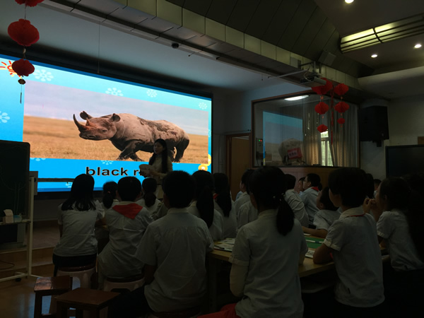 The English group carries out 